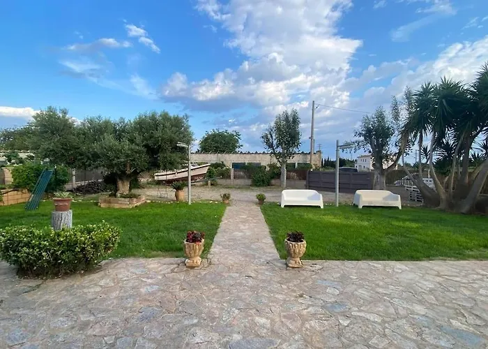 Casa De Madera Con Piscina En Cambrils