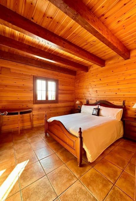 Сasa de vacaciones Casa De Madera Con Piscina En Cambrils